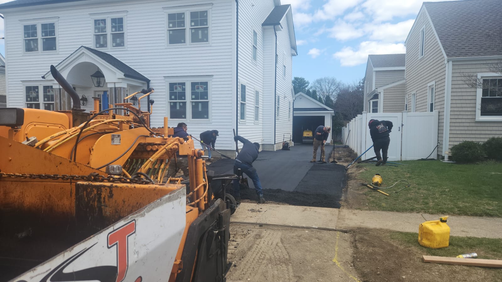oil and stone driveway Ridgefield