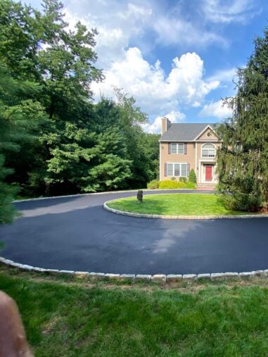 Asphalt Paving In Easton {{brizy_dc_image_alt imageSrc=