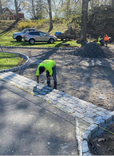 stone driveway installers in Westport CT {{brizy_dc_image_alt entityId=